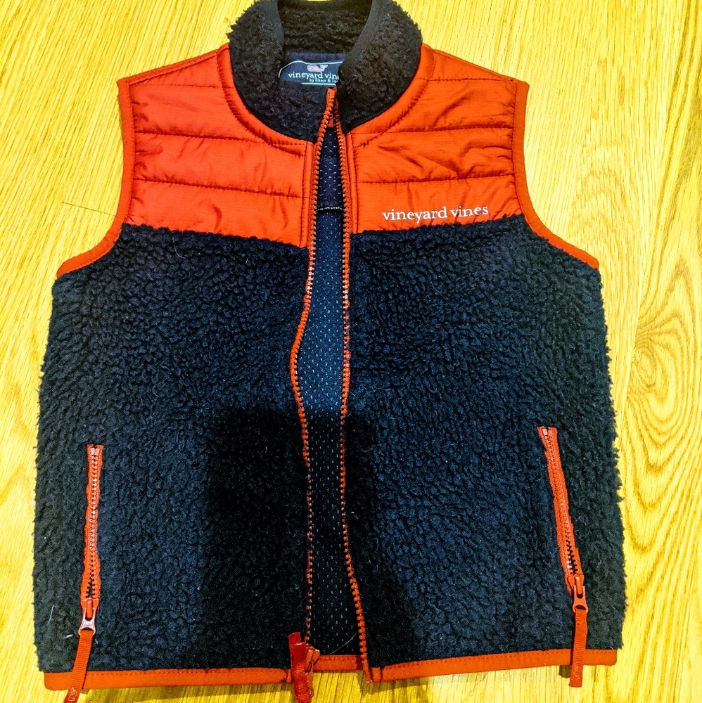 🔴SOLD🔴Boys Vineyard Vines Vest